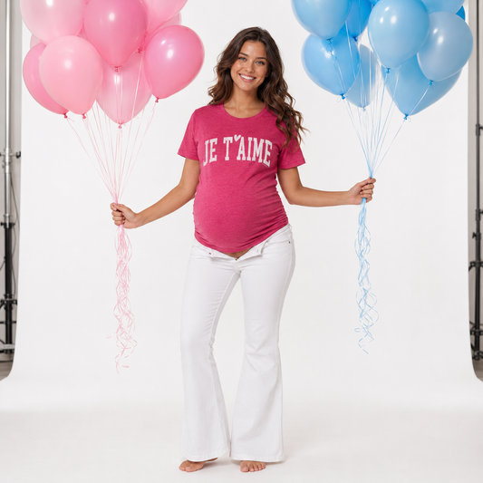 je t'aime varsity tee 💓 world health